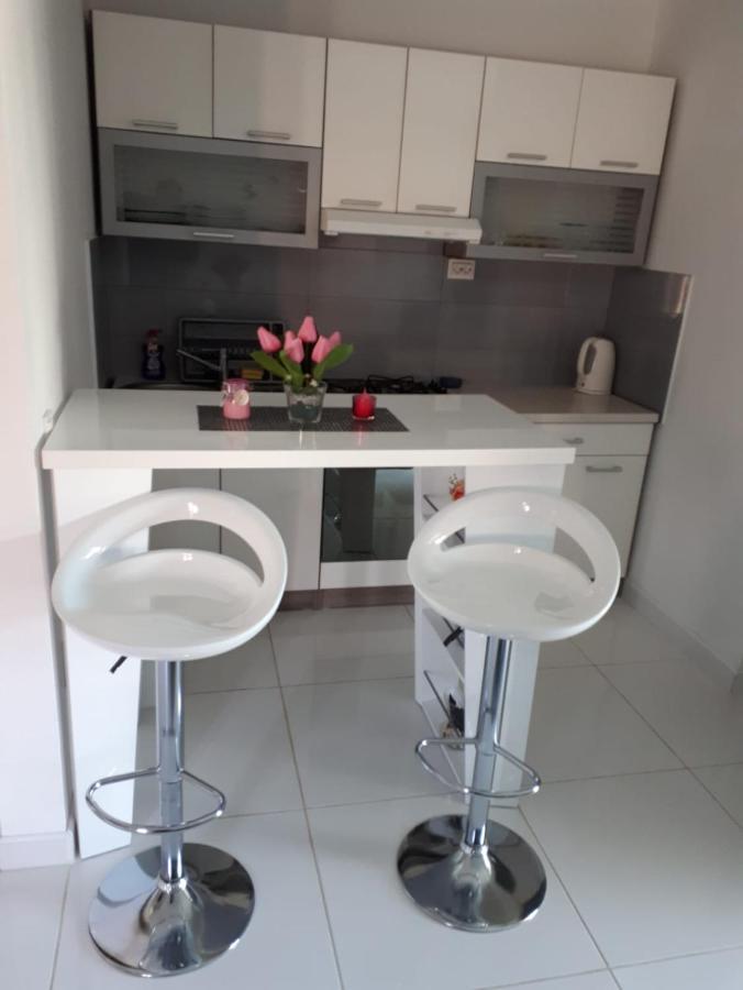 Apartmani Plesa Vir Exterior photo